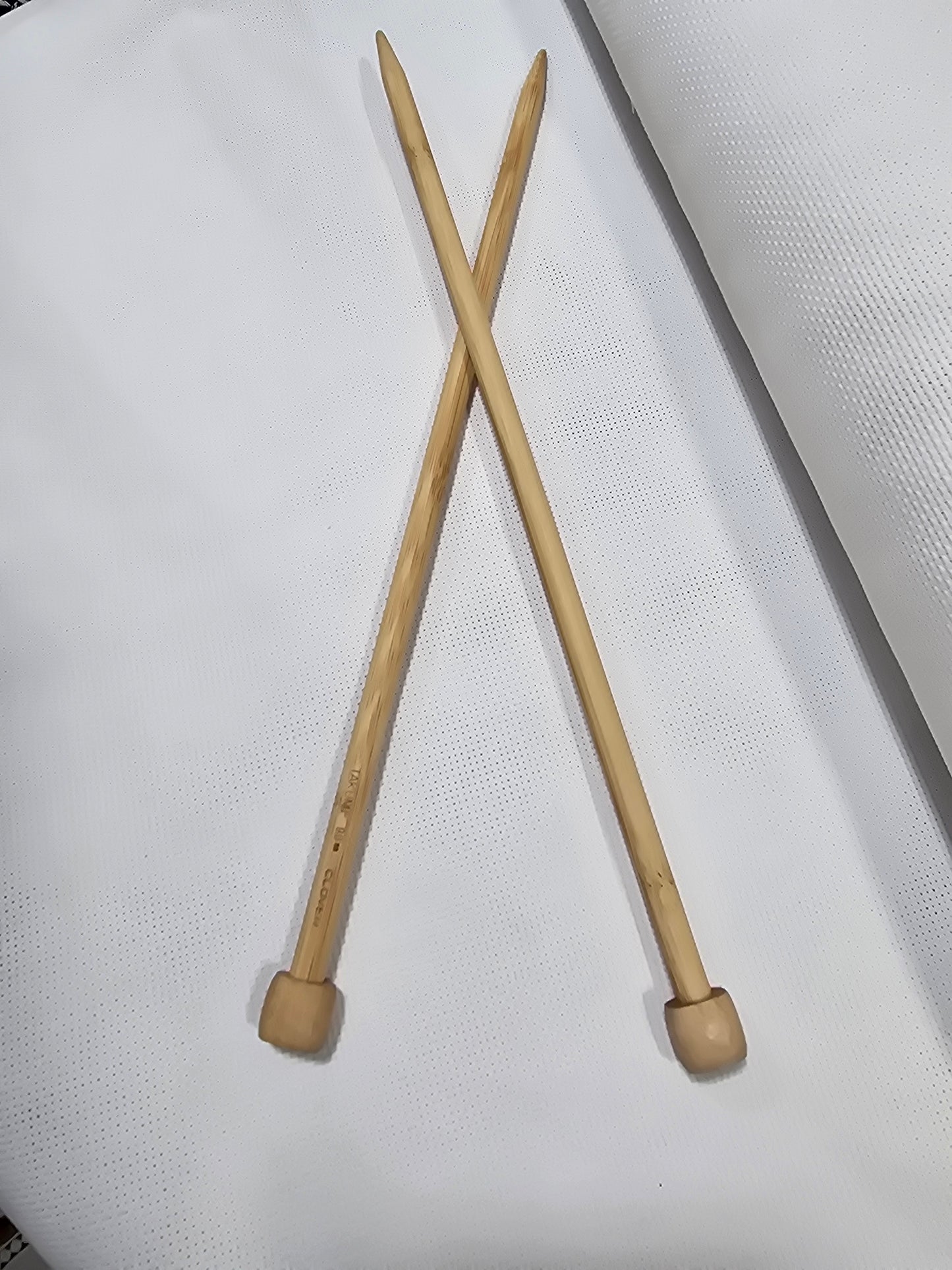 Aguja de tejer de bambú (9mm)