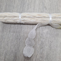 Bordado beige