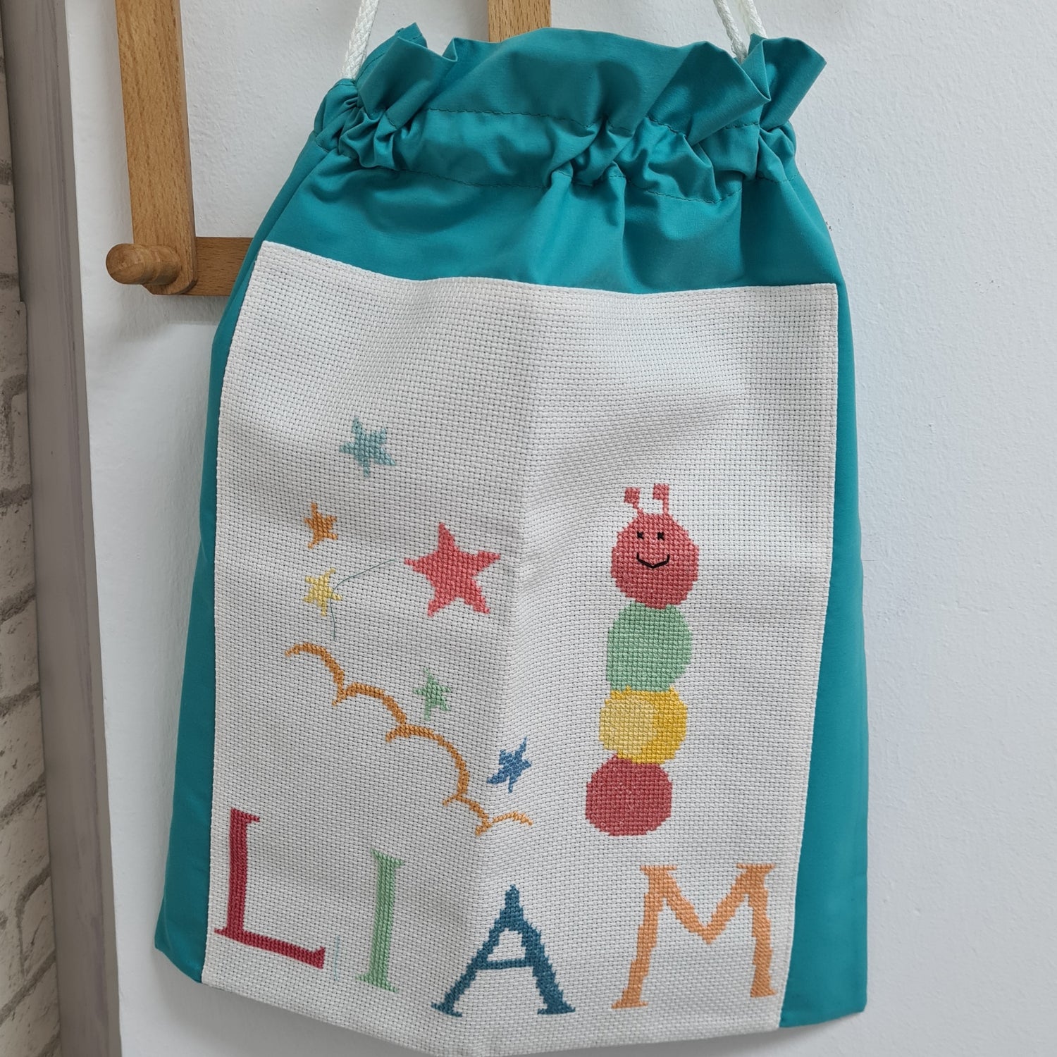 Bolsa punto de cruz "Guardería" - modistas.org